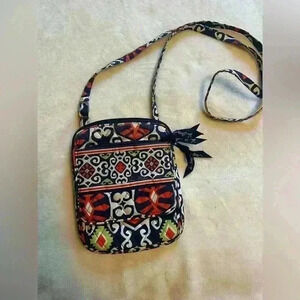 VERA BRADLEY WALLET Crossbody “Sun Valley" Retired Pattern 6"W  x 8"H x 1"D